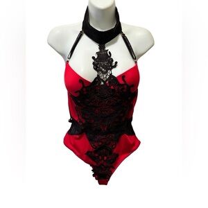 Frederick’s of Hollywood Dominatrix Red Black High Neck Thong Bodysuit Sz L